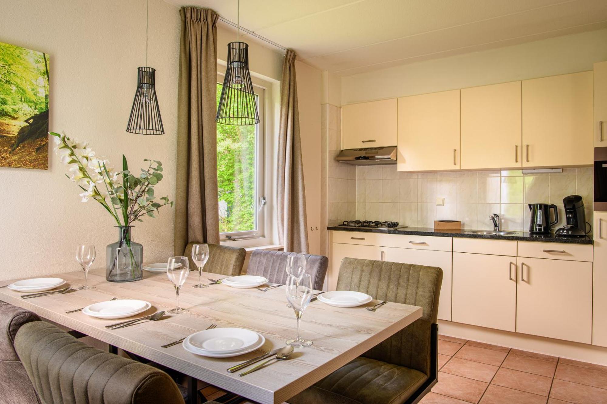Summio Bungalowpark Het Drentse Wold Hoogersmilde Bilik gambar