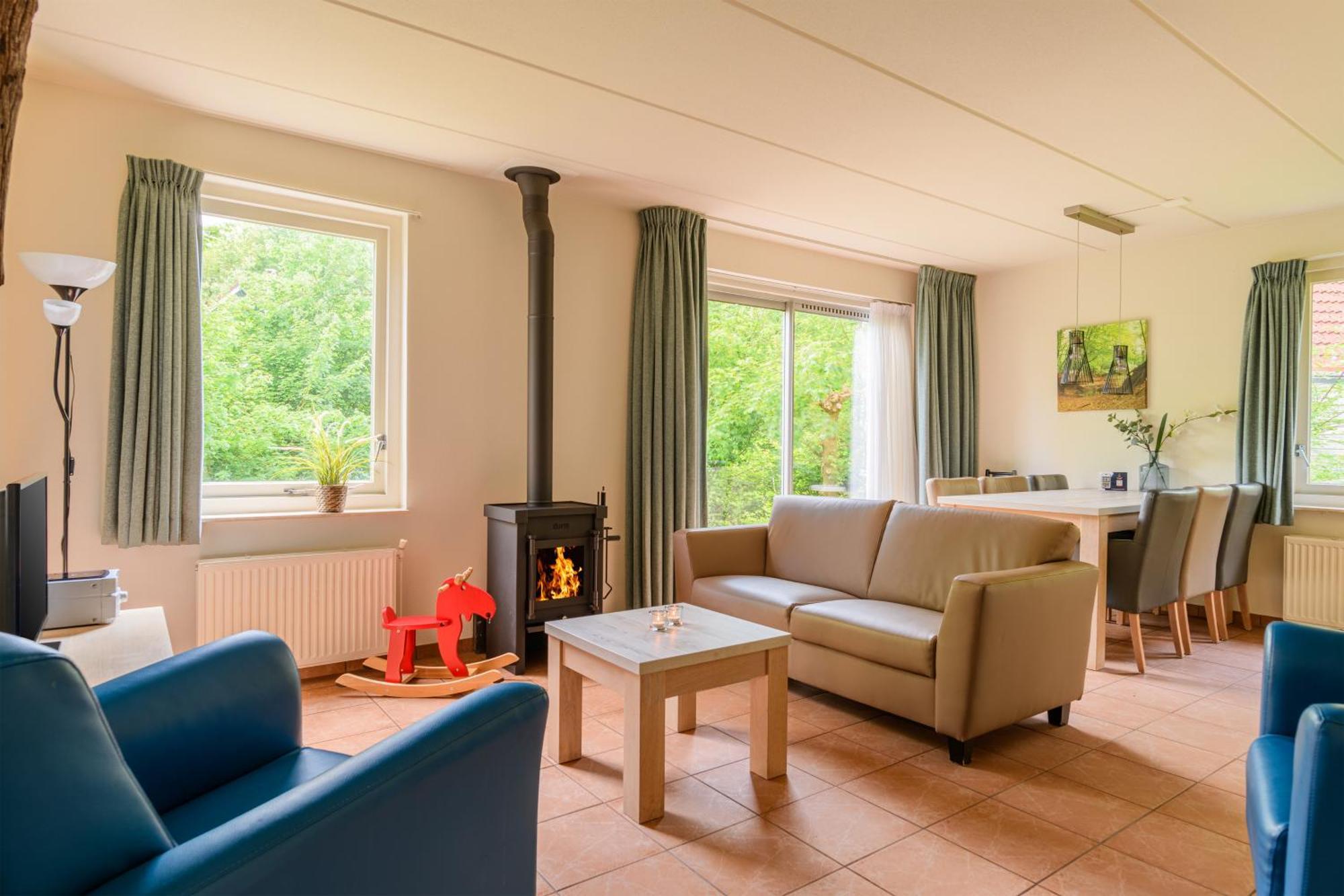 Summio Bungalowpark Het Drentse Wold Hoogersmilde Bilik gambar