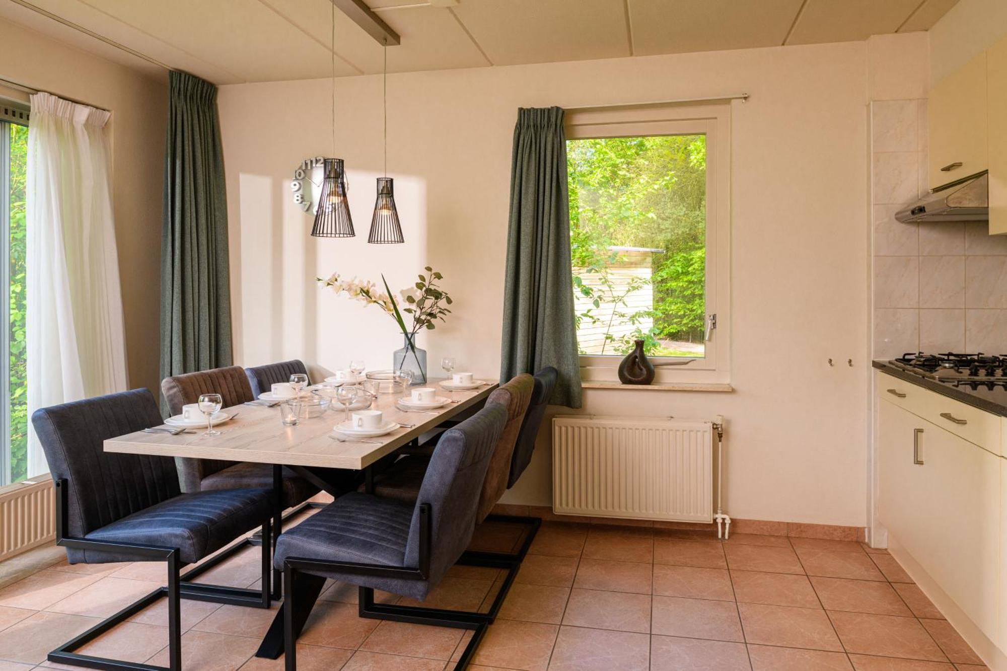 Summio Bungalowpark Het Drentse Wold Hoogersmilde Bilik gambar
